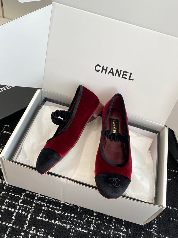 CC 25SS Embroidered Double C logo Mary Janes Red Suede 473425