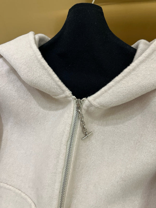 HM 25 Classic Pig Nose Monogram Hooded Coat White Cashmere 305169