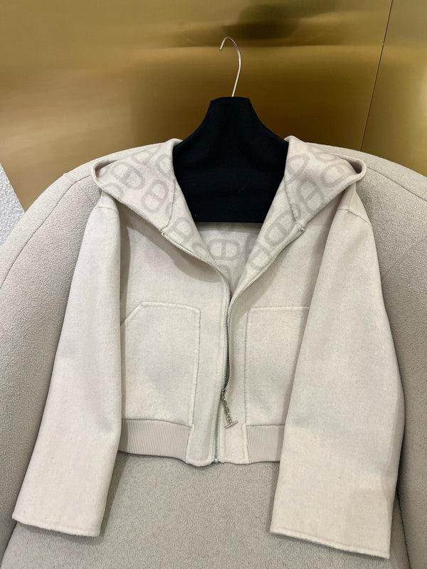 HM 25 Classic Pig Nose Monogram Hooded Coat White Cashmere 305169