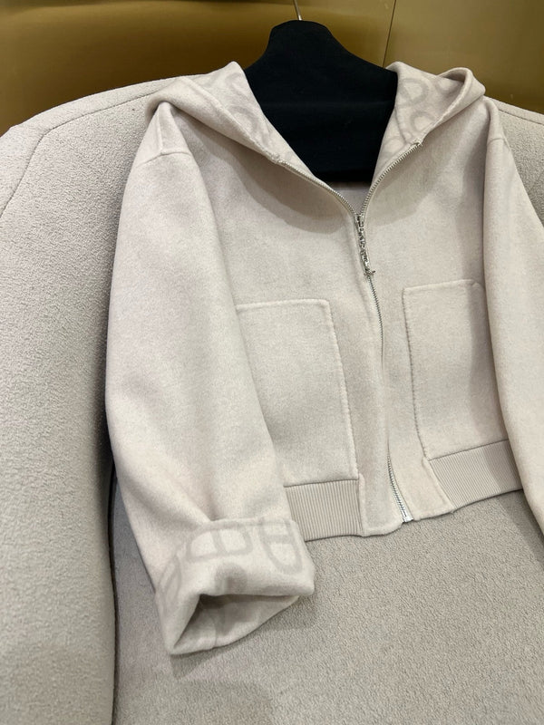 HM 25 Classic Pig Nose Monogram Hooded Coat White Cashmere 305169