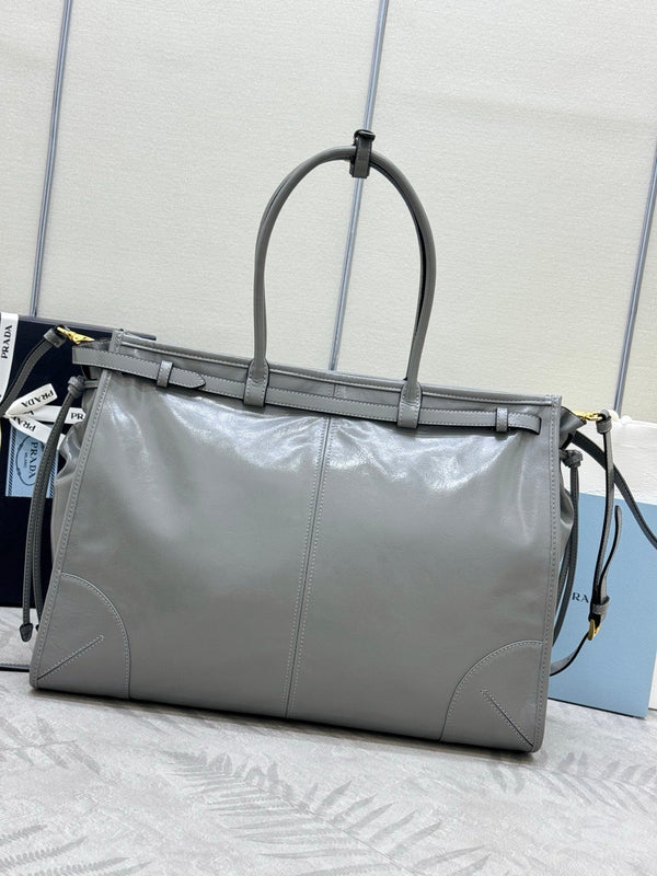 Pra Lux Soft Waxed Leather 1BA439 Extra Large 42cm Handbag Gray 267477