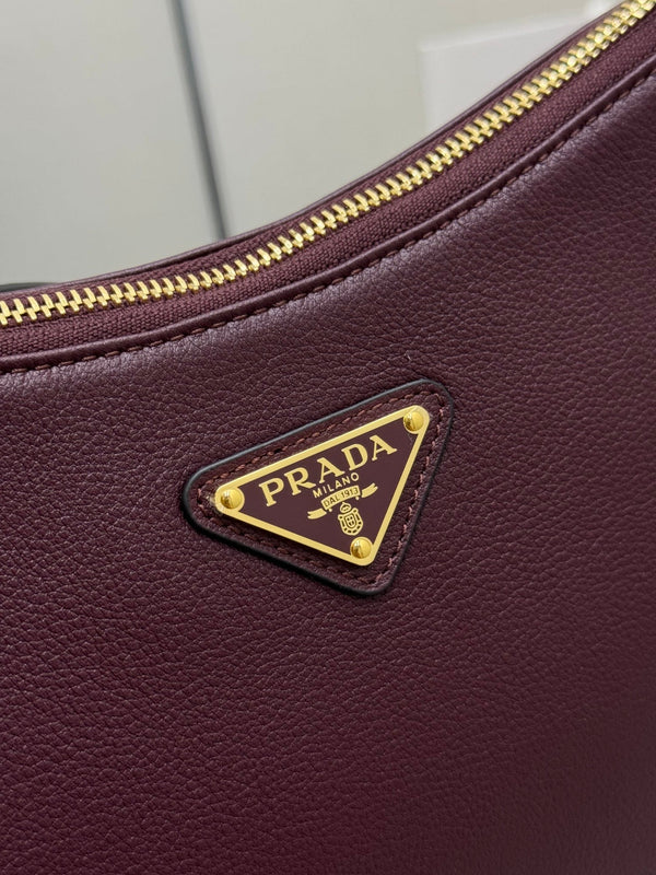 Pra Aimee Underarm Hobo Bag 31cm Burgundy Cowhide 267274