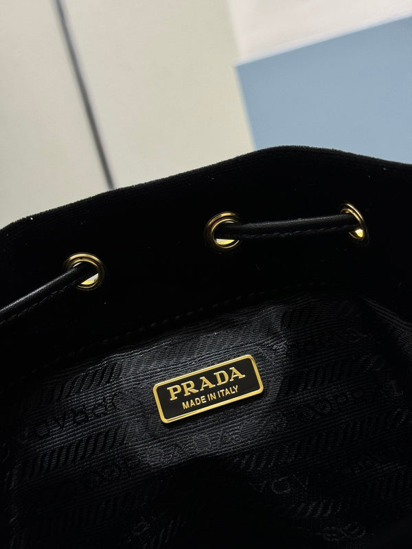Pra Velvet Bucket Bag Black 267178