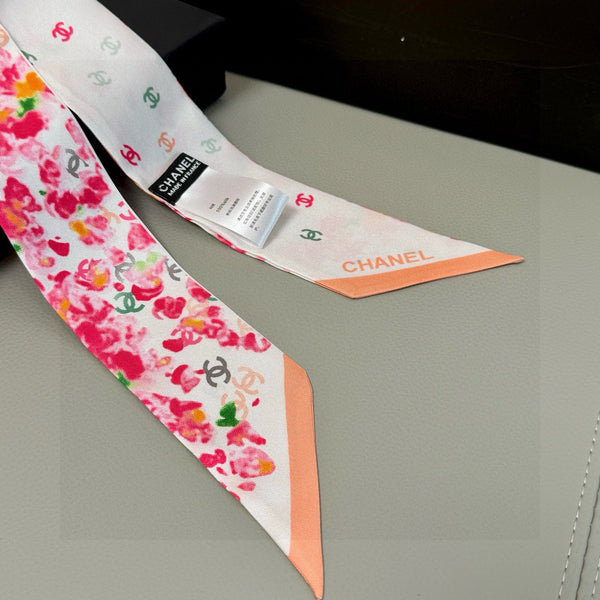 CC Twilly Small Scarf 120cm Silk 825669