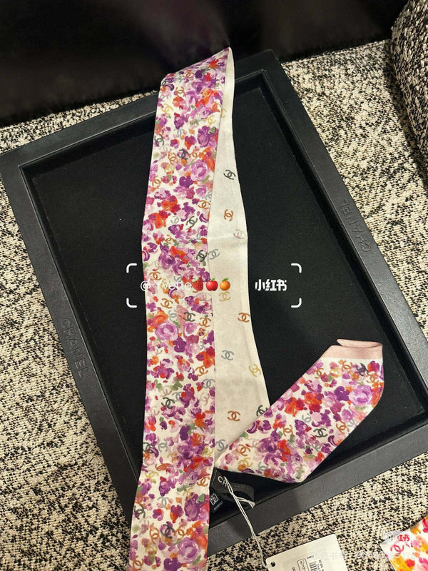 CC Twilly Small Scarf 120cm Silk 825667