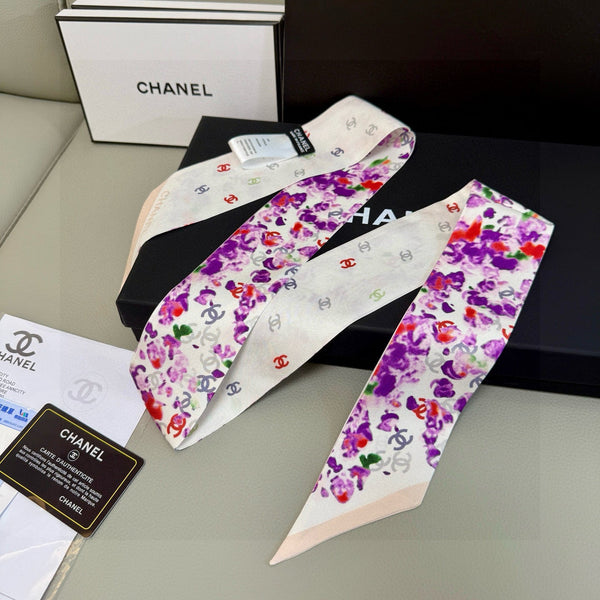 CC Twilly Small Scarf 120cm Silk 825667