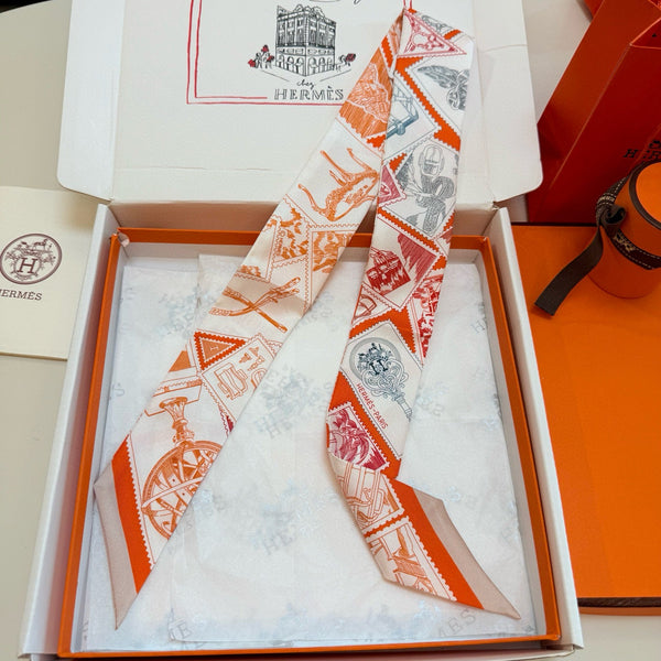 HM Twilly Small Silk Scarf 825657