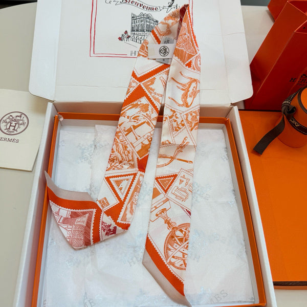 HM Twilly Small Silk Scarf 825657