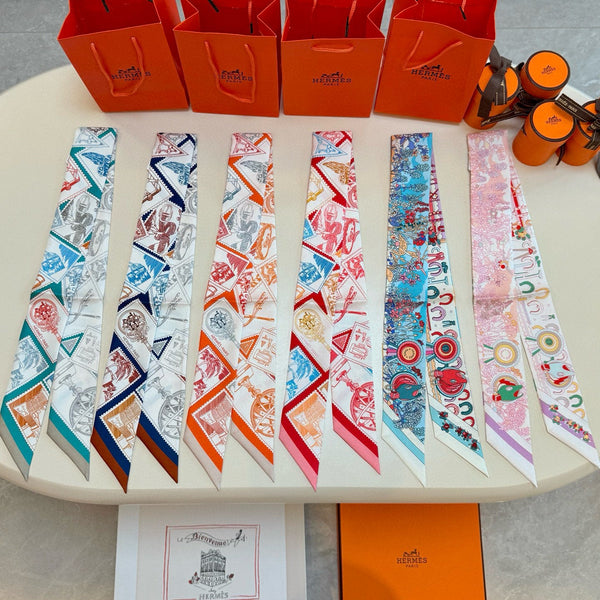 HM Twilly Small Silk Scarf 825654