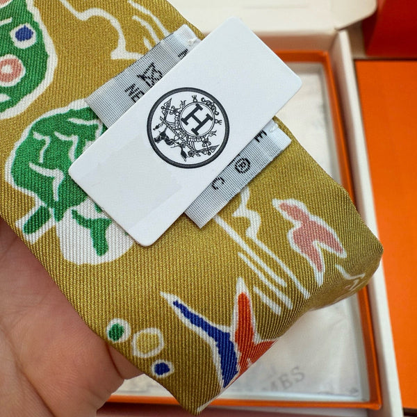 HM Twilly Small Silk Scarf 825650