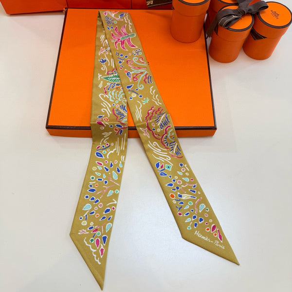 HM Twilly Small Silk Scarf 825650