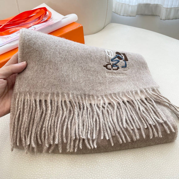 HM 25 Double- Sided Small H Puzzle Scarf 180cm Cashmere Natural Beige 825644