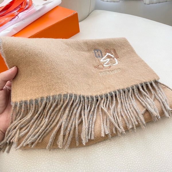 HM 25 Double- Sided Small H Puzzle Scarf 180cm Cashmere Camel Gray 825642