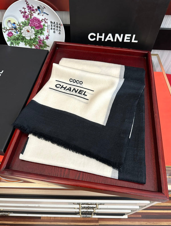 CC 25 Coco Scarf 100cm White Cashmere 825617