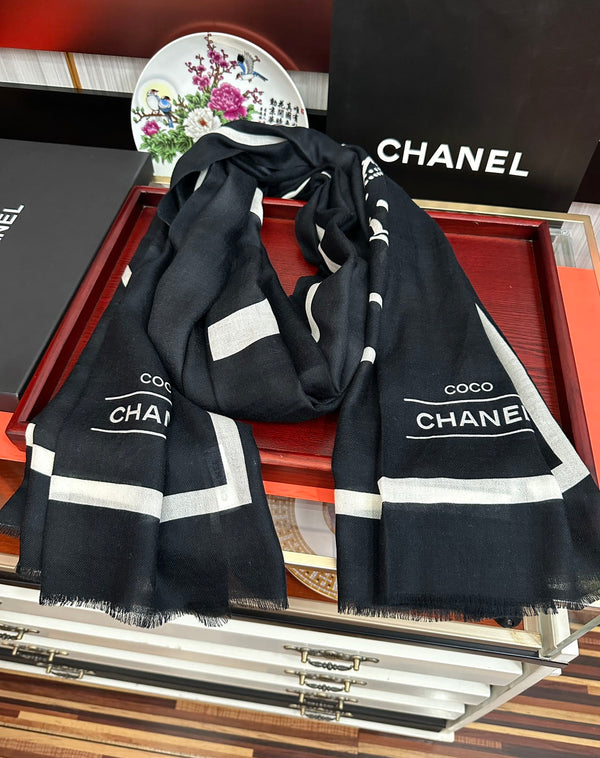 CC 25 Coco Scarf 100cm Black Cashmere 825616