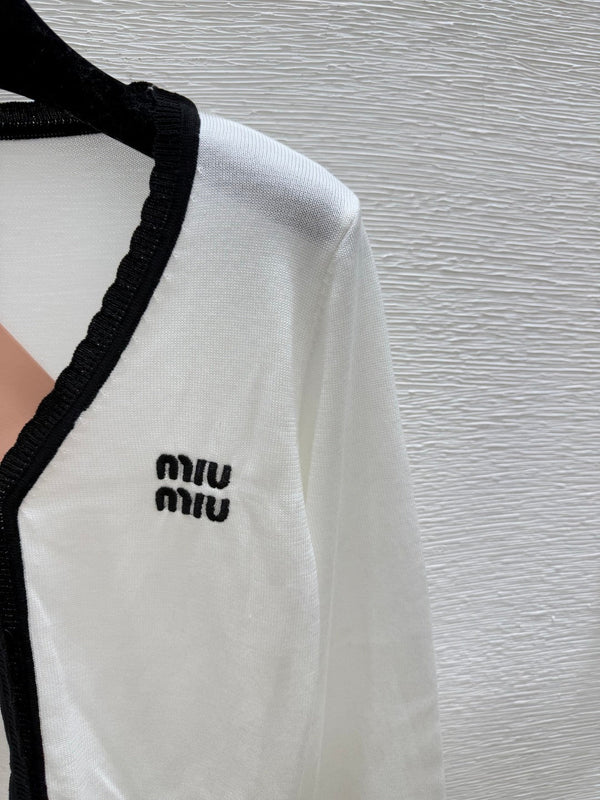 Miumiu Contrast Color Simple Knit Wool Suspender Two-Piece Set