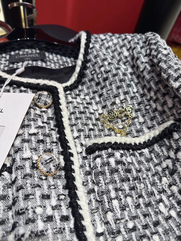 CC 25Ss Piece Style Jacket Black and White Tweed