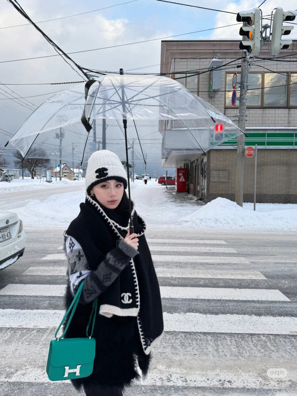 CC Knitted Long Scarf Black Cashmere 828772