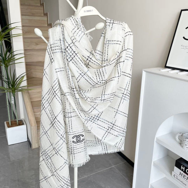 CC Plaid Long Scarf 200cm White Cashmere 828751