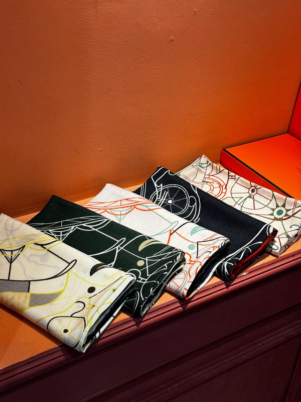 HM Double-Sided Square Scarf 140cm Black Cashmere 828710