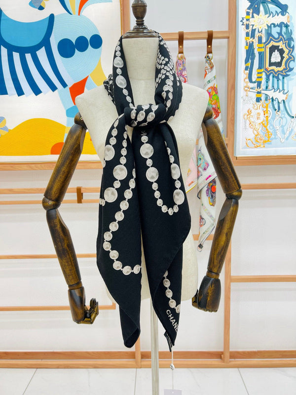 CC Double-Sided Velvet Square Scarf 140cm Black Cashmere 828704