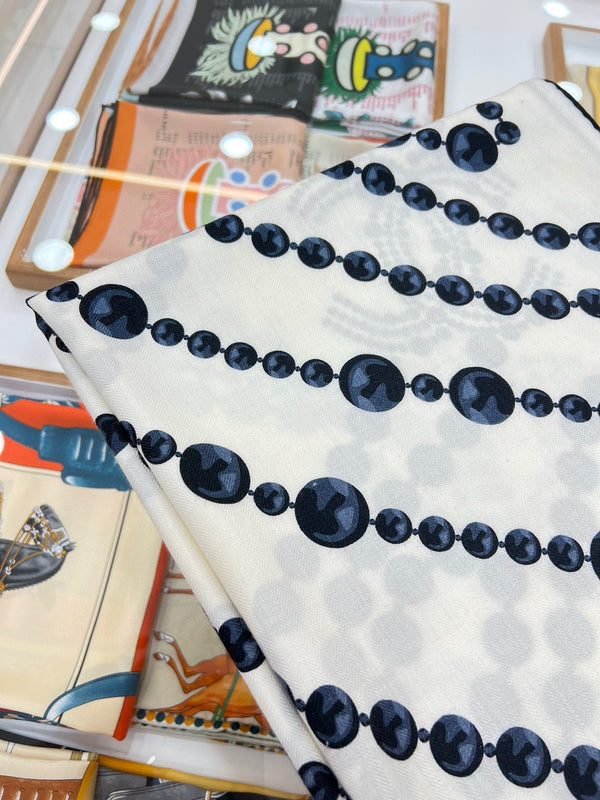 CC Double-Sided Velvet Square Scarf 140cm White Cashmere 828703