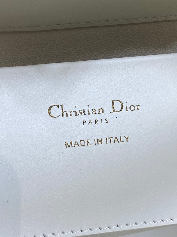 CD Toujours Vertical Small Built-In Lucky Charm Chain 18cm White Lambskin