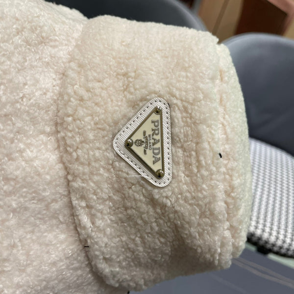 PRA 25 PLUSH FISHERMAN CREAM HAT 828319