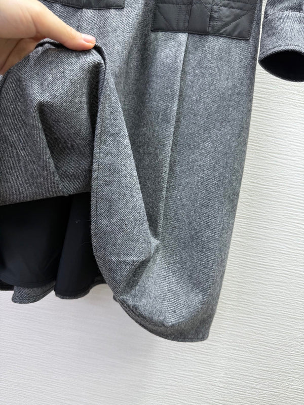 CD 25SS Lapel Middle Zipper Guilted Four Pockets Contrast Color Dress Gray Wool 304163