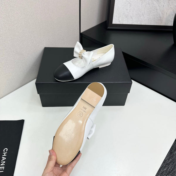 CC 25SS Chain Bow Mary Jane White Cowhide 490145