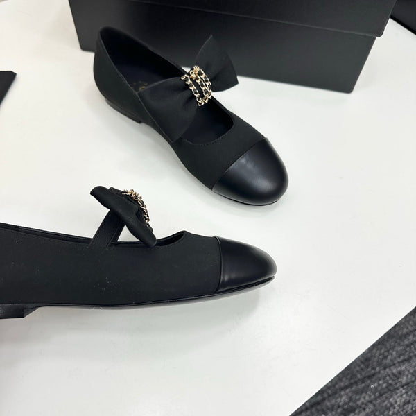 CC 25SS Chain Bow Mary Jane Black Cowhide and Fabric 490143