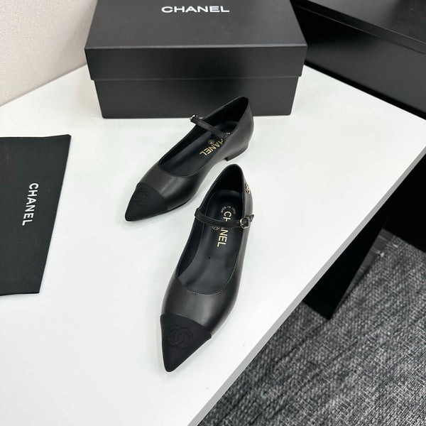 CC 25SS Pointed-Toe Mary Janes Black Cowhide 490137