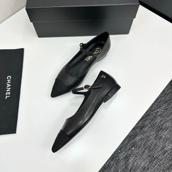 CC 25SS Pointed-Toe Mary Janes Black Cowhide 490137