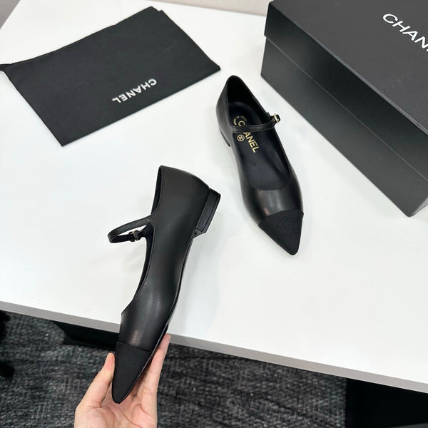 CC 25SS Pointed-Toe Mary Janes Black Cowhide 490137