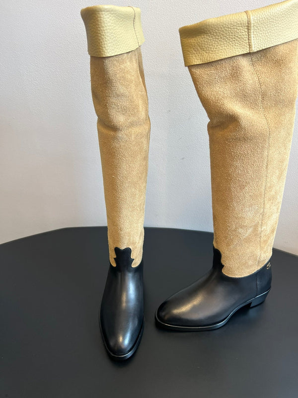 CC 25FW Suede Colorblock Slip-On Cavalier Mid-Large Boots Black and Brown Calfskin 489938