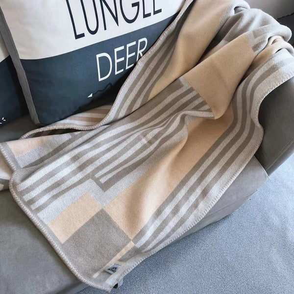 HM Ithaque Blanket 175cm Beige Gray Jacquard Wool and Cashmere