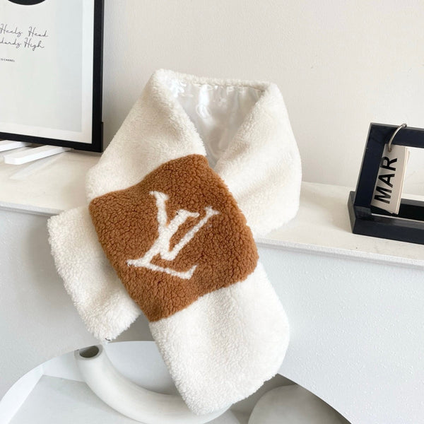LV Shearling Teddy Scarf 839752