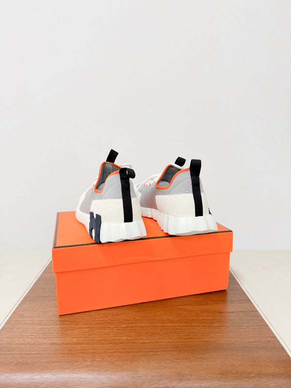 HM 25VS Lift Slip-On Sneakers Gray Cowhide Down Fabric 492928