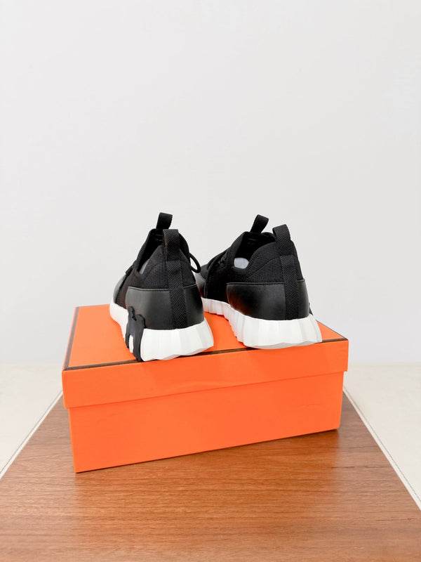 HM 25VS Lift Slip-On Sneakers Black Cowhide Down Fabric 492930