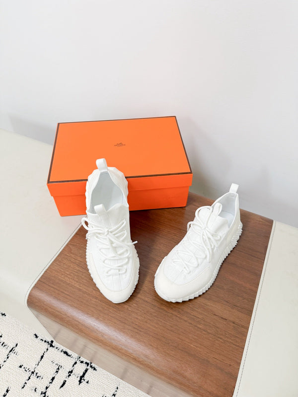 HM 25VS Lift Slip-On Sneakers Full White Cowhide Down Fabric 492931