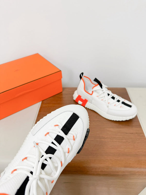 HM 25VS Lift Slip-On Sneakers White Cowhide Down Fabric 492933