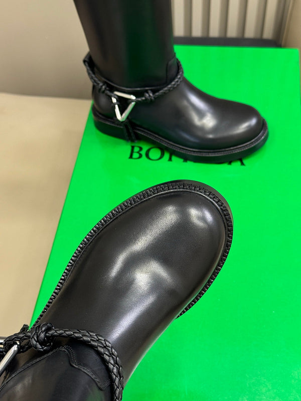 BV 25FW James Boots With Coaxial Detailing And Signature Metal Triangle in Black Calfskin