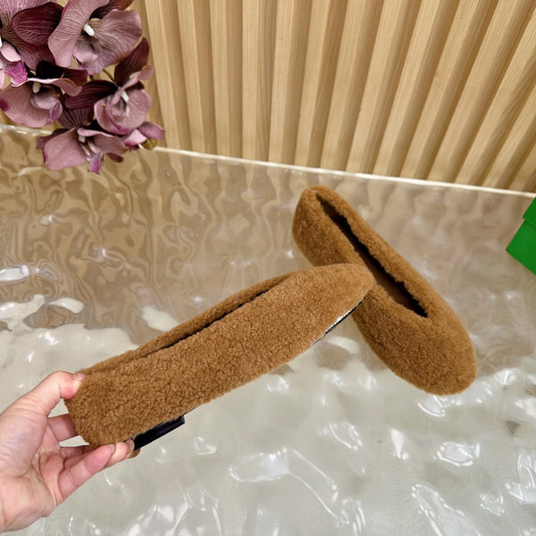 BV 25SS Shearling Ballerina in Brown Wool Sheepskin
