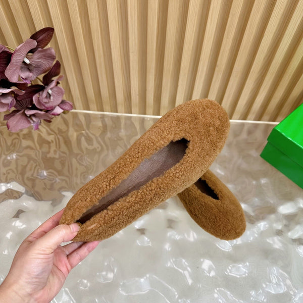 BV 25SS Shearling Ballerina in Brown Wool Sheepskin
