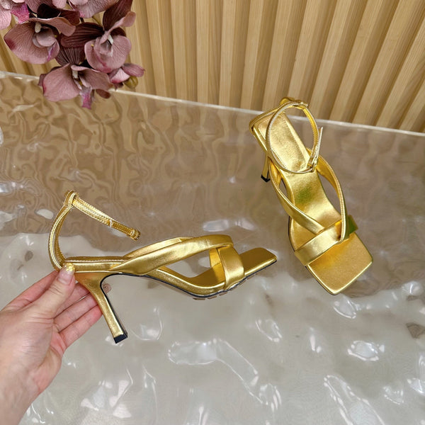 BV 25SS Flat-Soled High-Heeled Ankle Strap Sandals Gold Shiny Calfskin