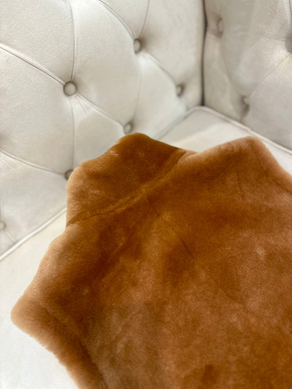 Gilet Fendi 25AW en shearling de mérinos couleur caramel