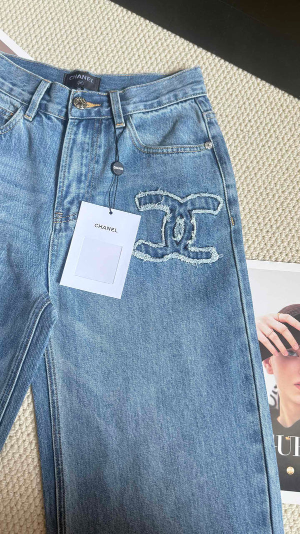 CC 25 Cross-stitched double C high-waisted straight-leg jeans