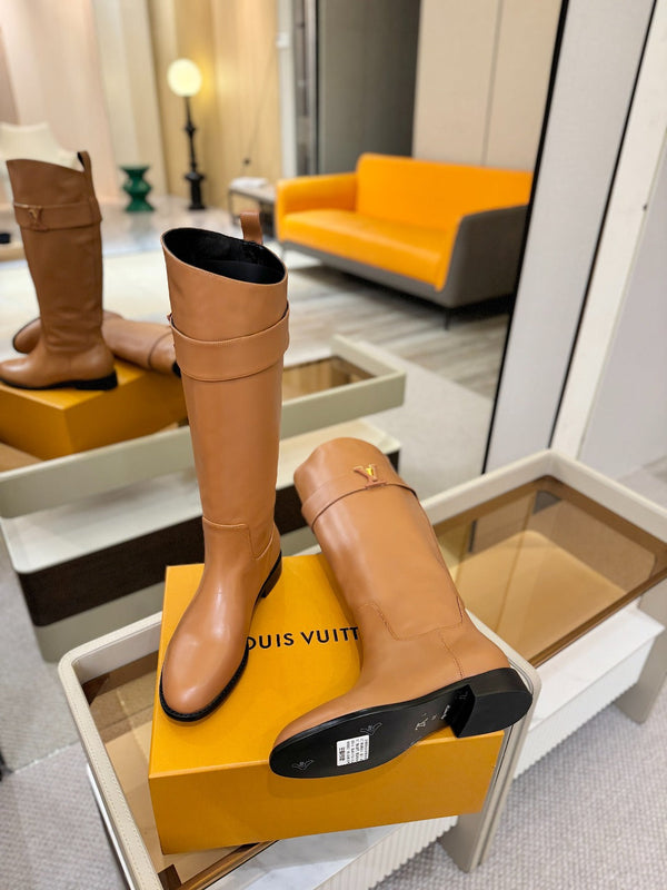 LV Donkey Metal Buckle-Decorated Knight Boots Brown Cowhide 504712