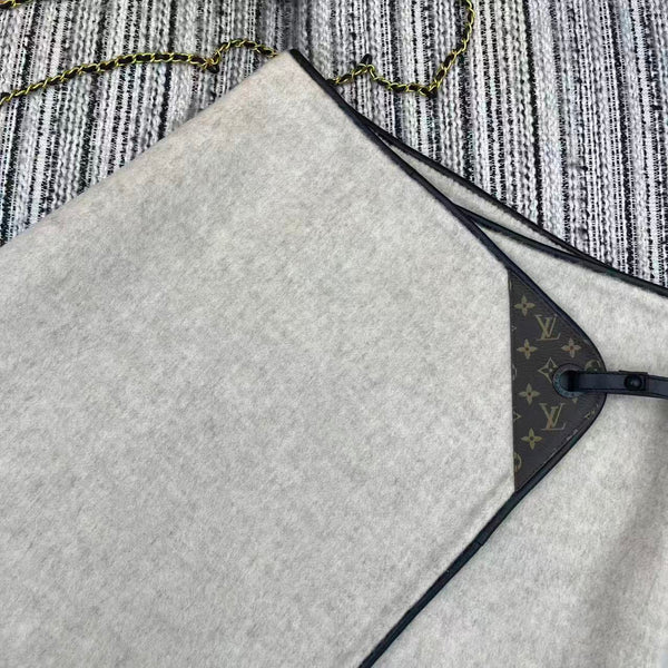 LV 25FW Double-Faced Wool Short Skirt Lambskin Edge Light Gray 311681