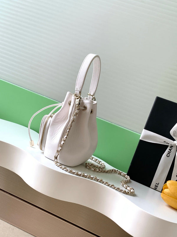 CC 22B Mini Chain 12.5cm Buckle Bag White Calfskin